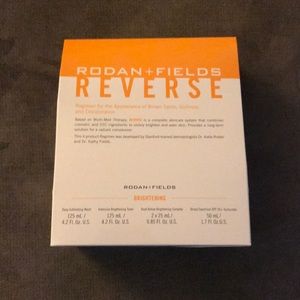 Rodan and Fields reverse brightening kit unopened
